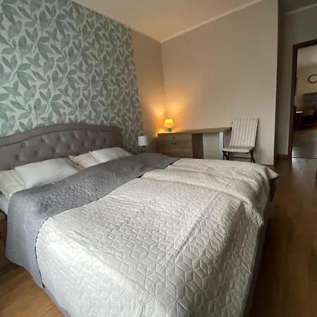 Amberflat Apartment *